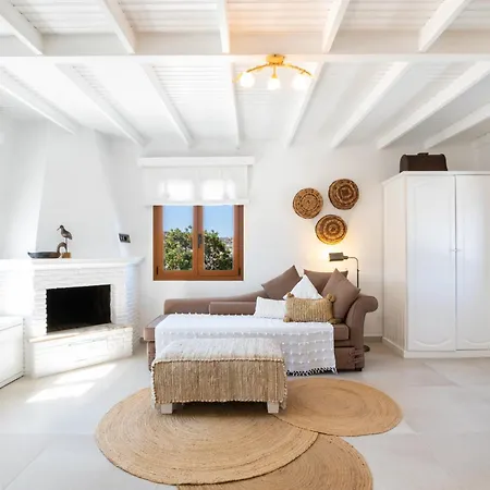 Akropolis Holiday home *