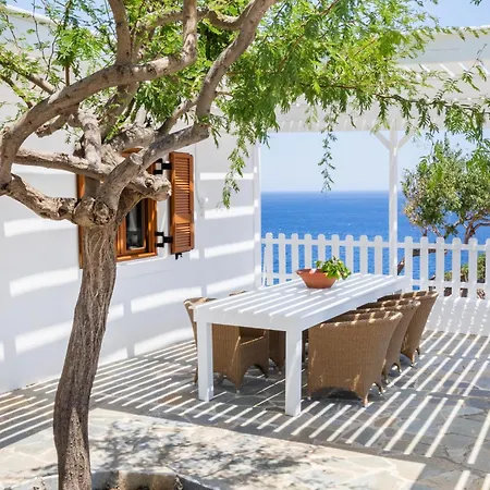 Akropolis Holiday home *